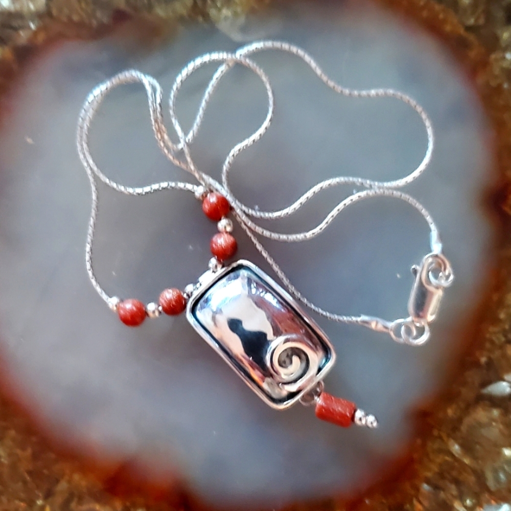 Silpada Sterling Silver Sandstone Necklace